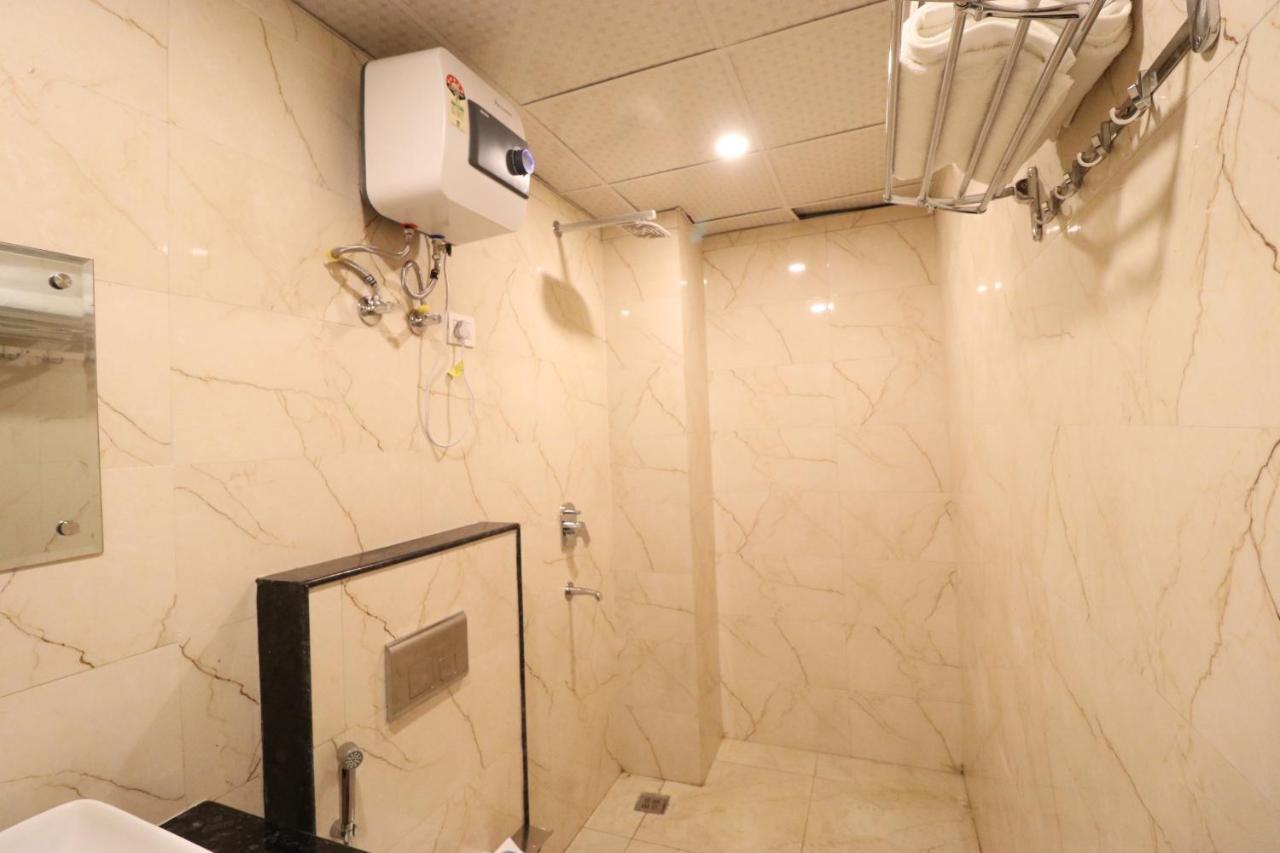 Hotel Krone A Family Hotel Near Igi Airport Delhi New Delhi Luaran gambar