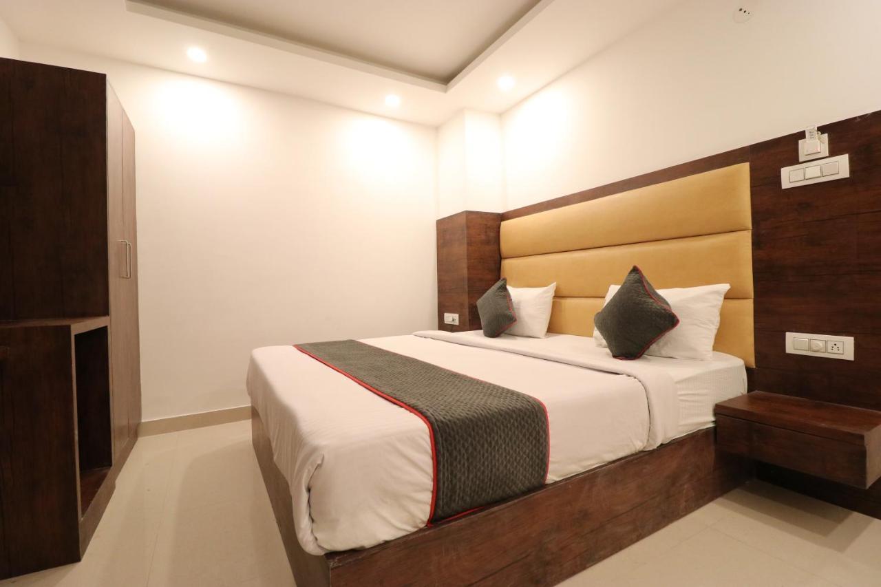 Hotel Krone A Family Hotel Near Igi Airport Delhi New Delhi Luaran gambar