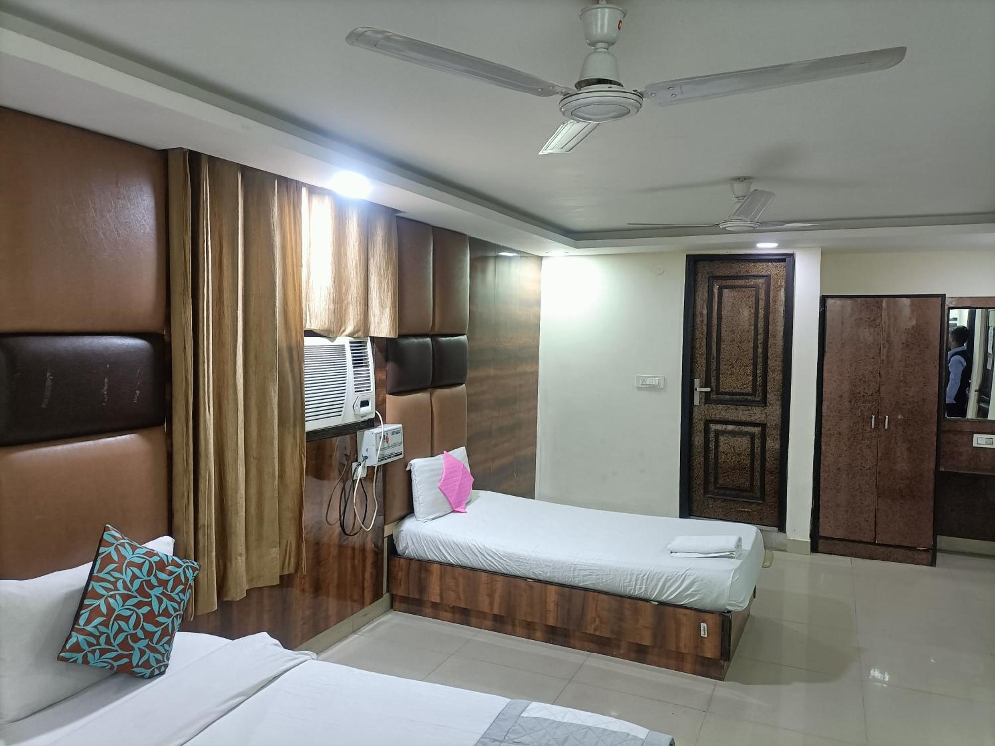 Hotel Krone A Family Hotel Near Igi Airport Delhi New Delhi Luaran gambar